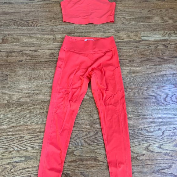 Parade Leggings & Sports Bra Set | Small - Picture 5 of 7